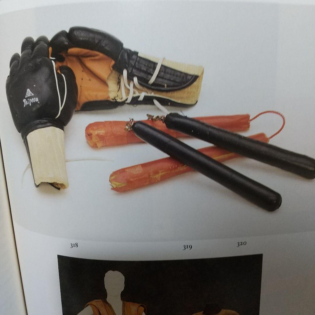 1994年オークションカタログ、ブルースリー遺品などレア‼️