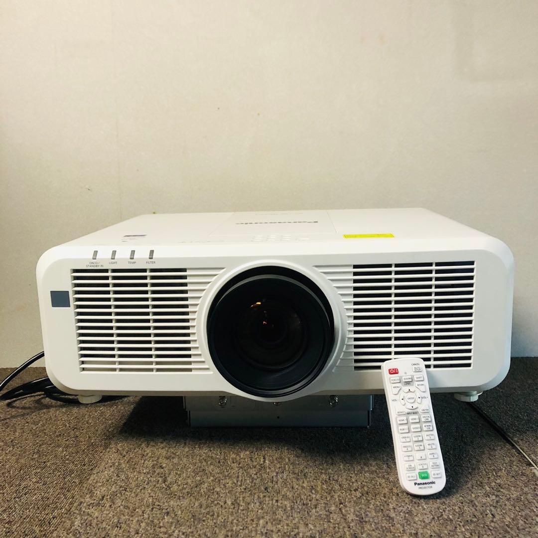 F44美品✨パナソニック 液晶プロジェクター 業務用大型プロジェクター