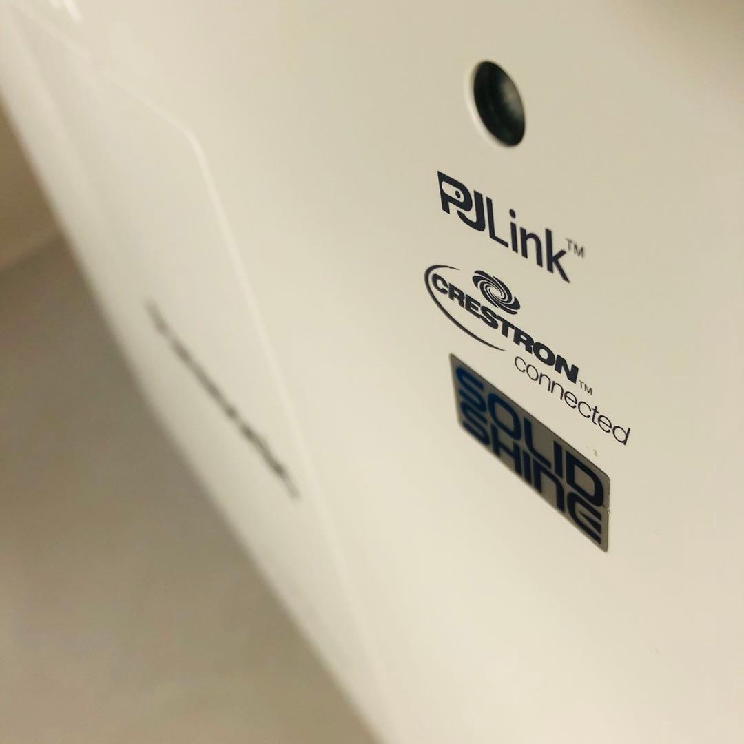 F44美品✨パナソニック 液晶プロジェクター 業務用大型プロジェクター