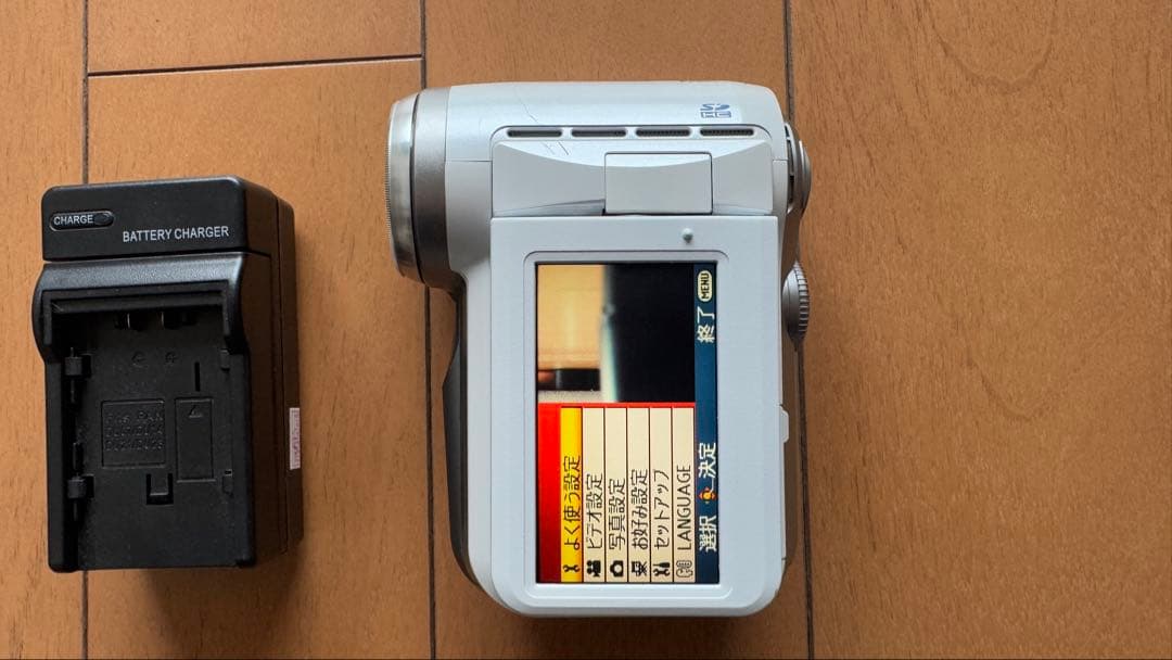 動作品パナソニック Panasonic HDC-SD7白 デジタルビデオカメラ