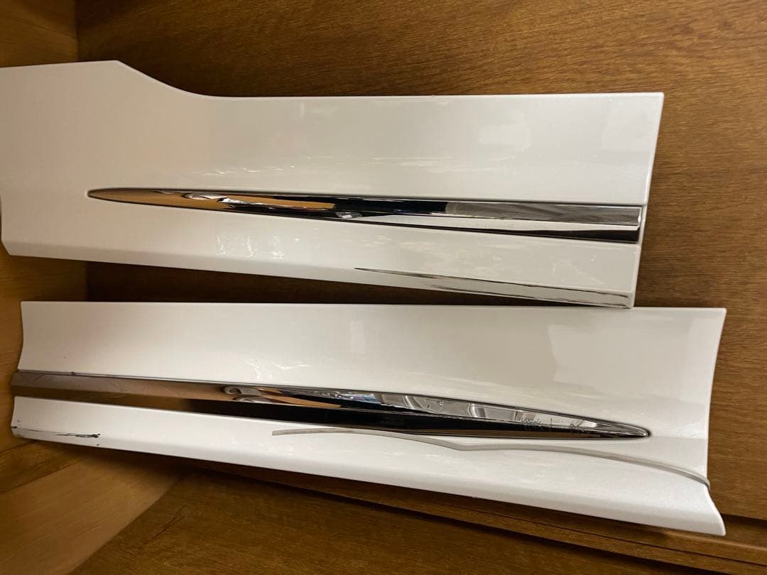 30 アルファード　左サイドエアロ