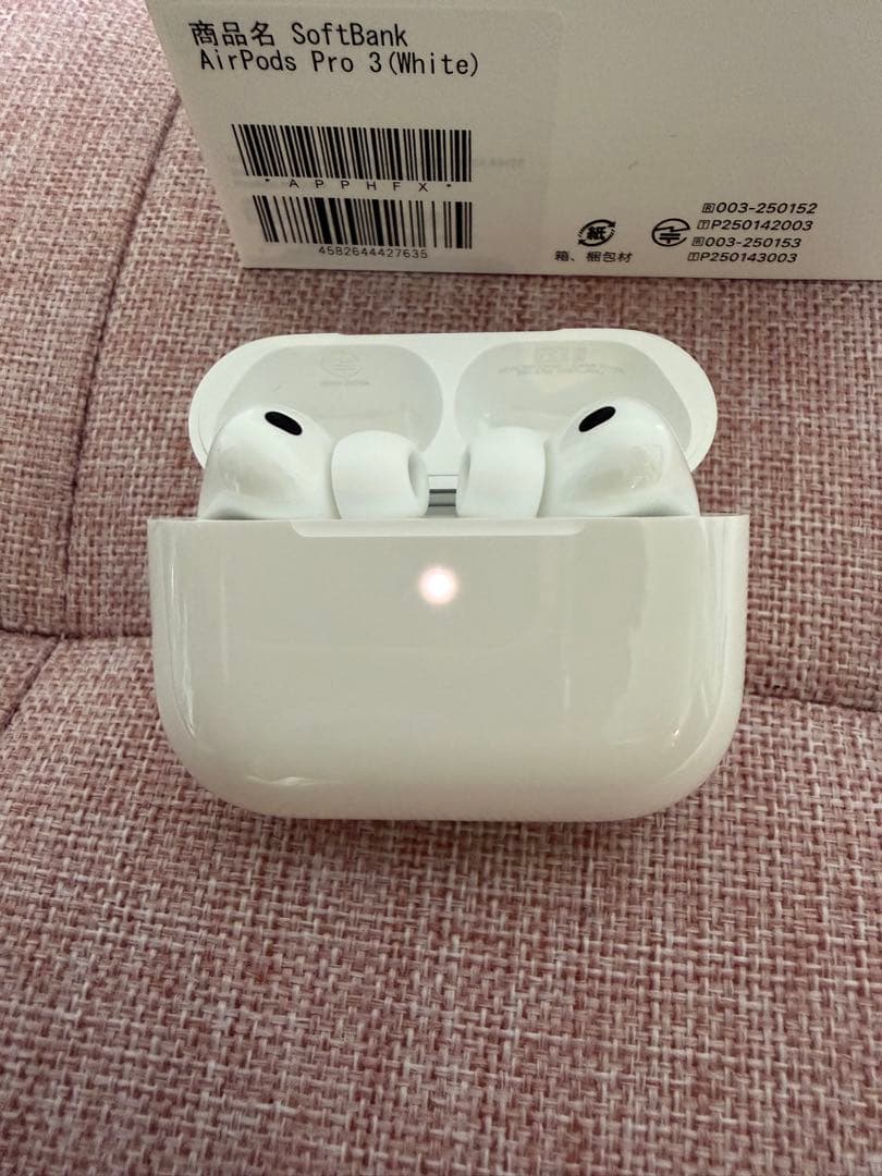 K*i様 AirPods Pro 3 (ホワイト) 本体