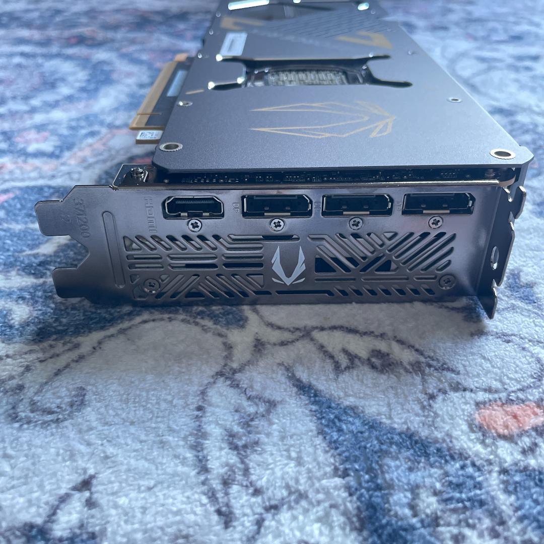H*n様 ZOTAC GeForce RTX 5070 Ti SOLID SFF