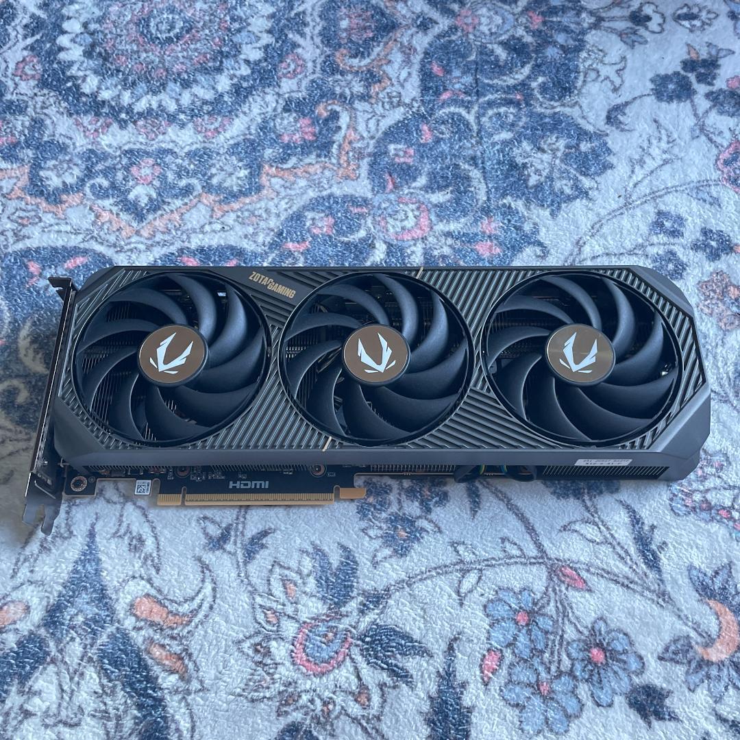 H*n様 ZOTAC GeForce RTX 5070 Ti SOLID SFF
