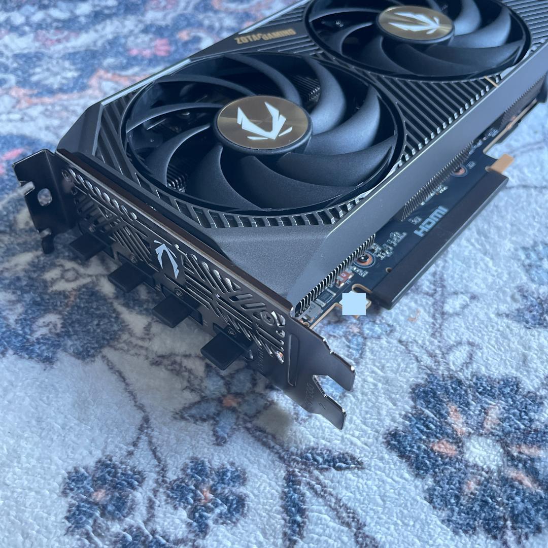 H*n様 ZOTAC GeForce RTX 5070 Ti SOLID SFF