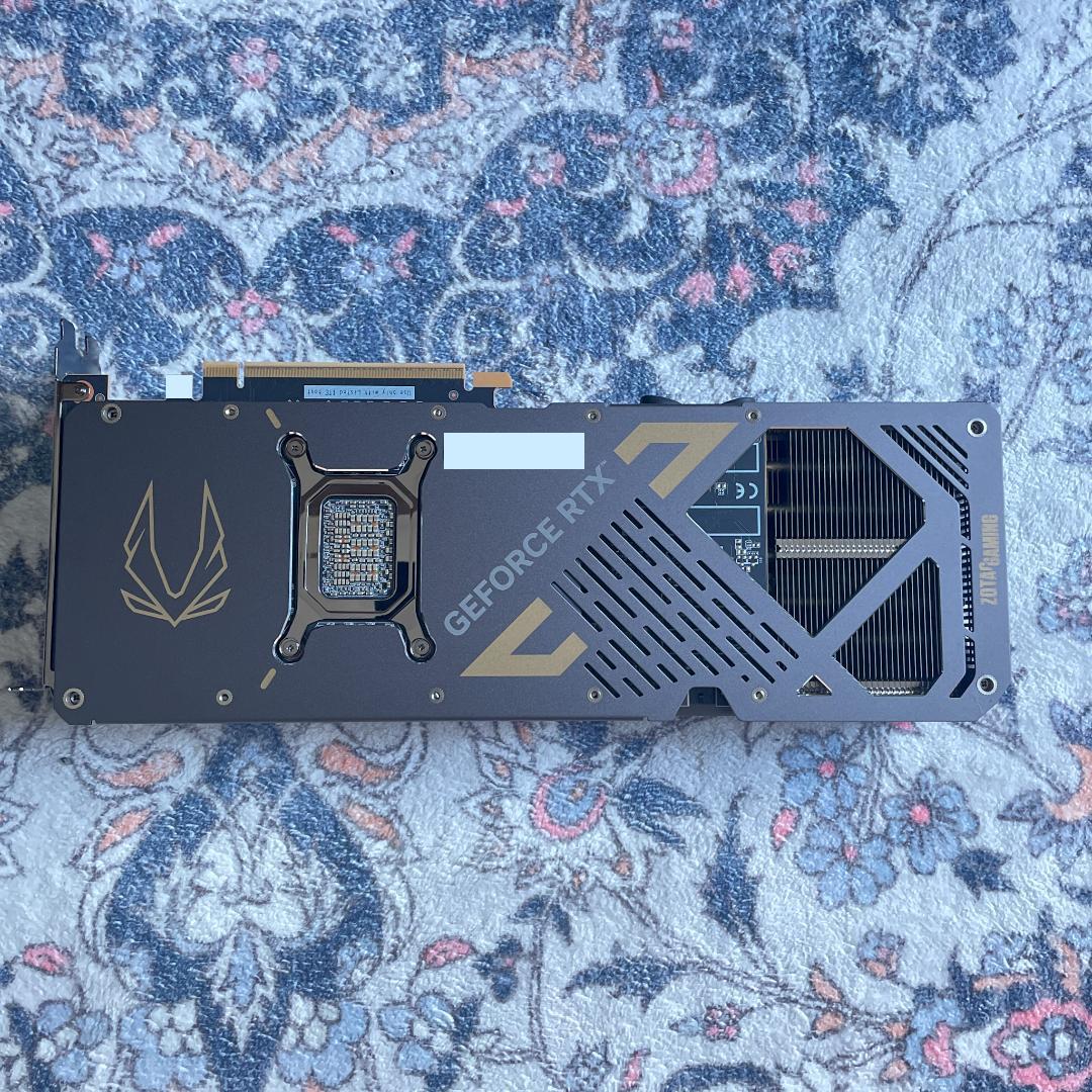 H*n様 ZOTAC GeForce RTX 5070 Ti SOLID SFF