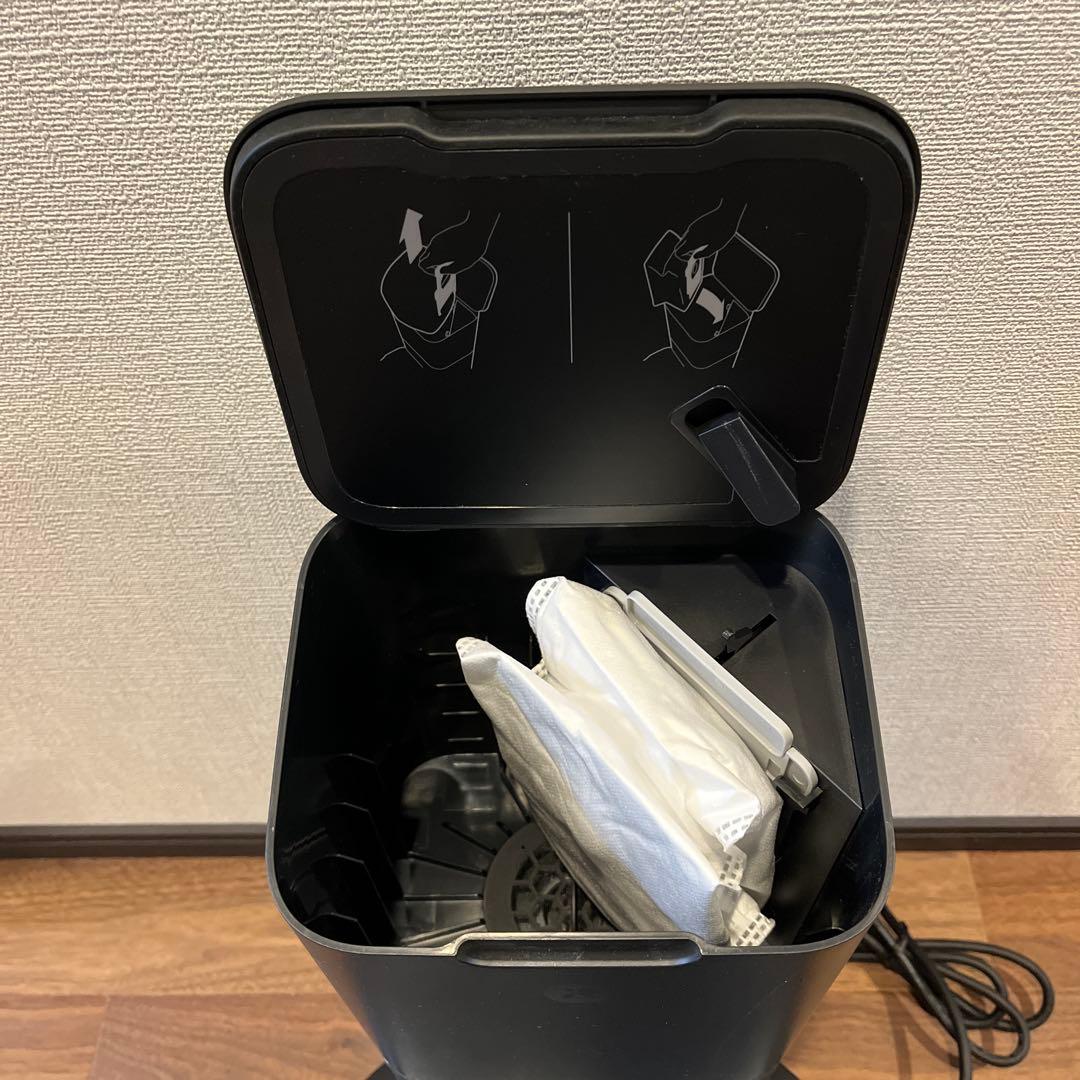 iRobot Roomba i3+ 自動ゴミ収集機能付き