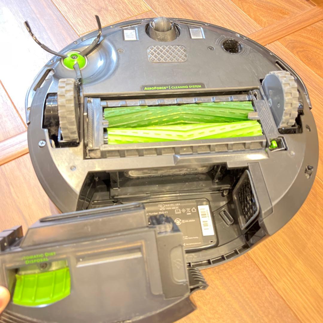 iRobot Roomba i3+ 自動ゴミ収集機能付き