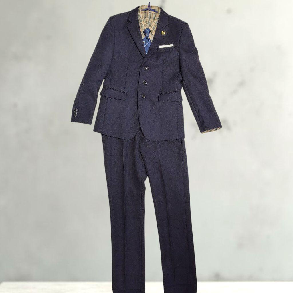 waltz by BEAMS DESIGN 160 シャツはBURBERRY 紺