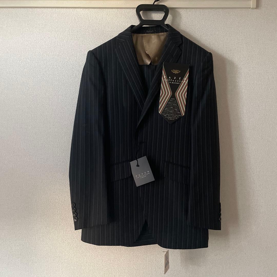 PAZZO ストライプ柄 ブラックスーツ　新品未使用