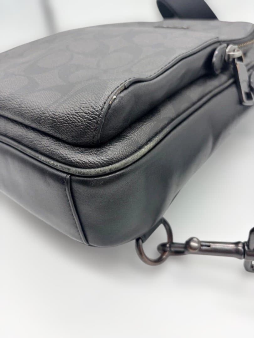 Coach　ワンショルダー　ボディバッグ