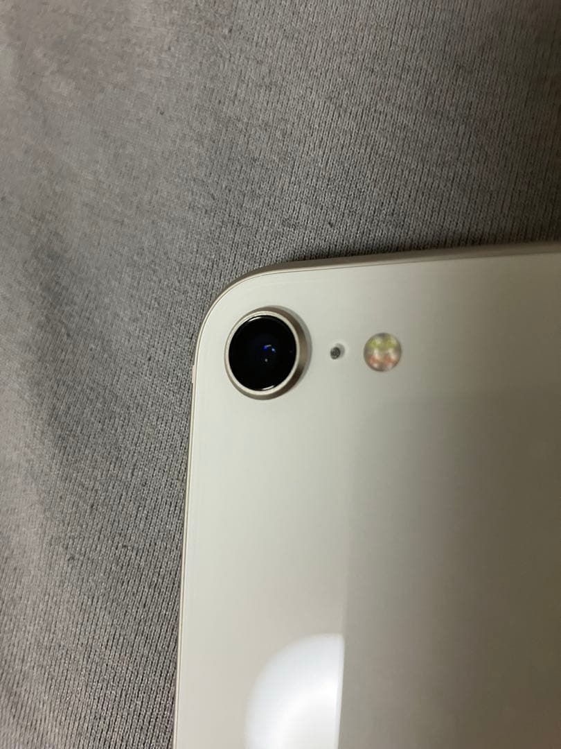 た*ん様 Apple iPhone SE 第3世代 64GB ホワイト 本体