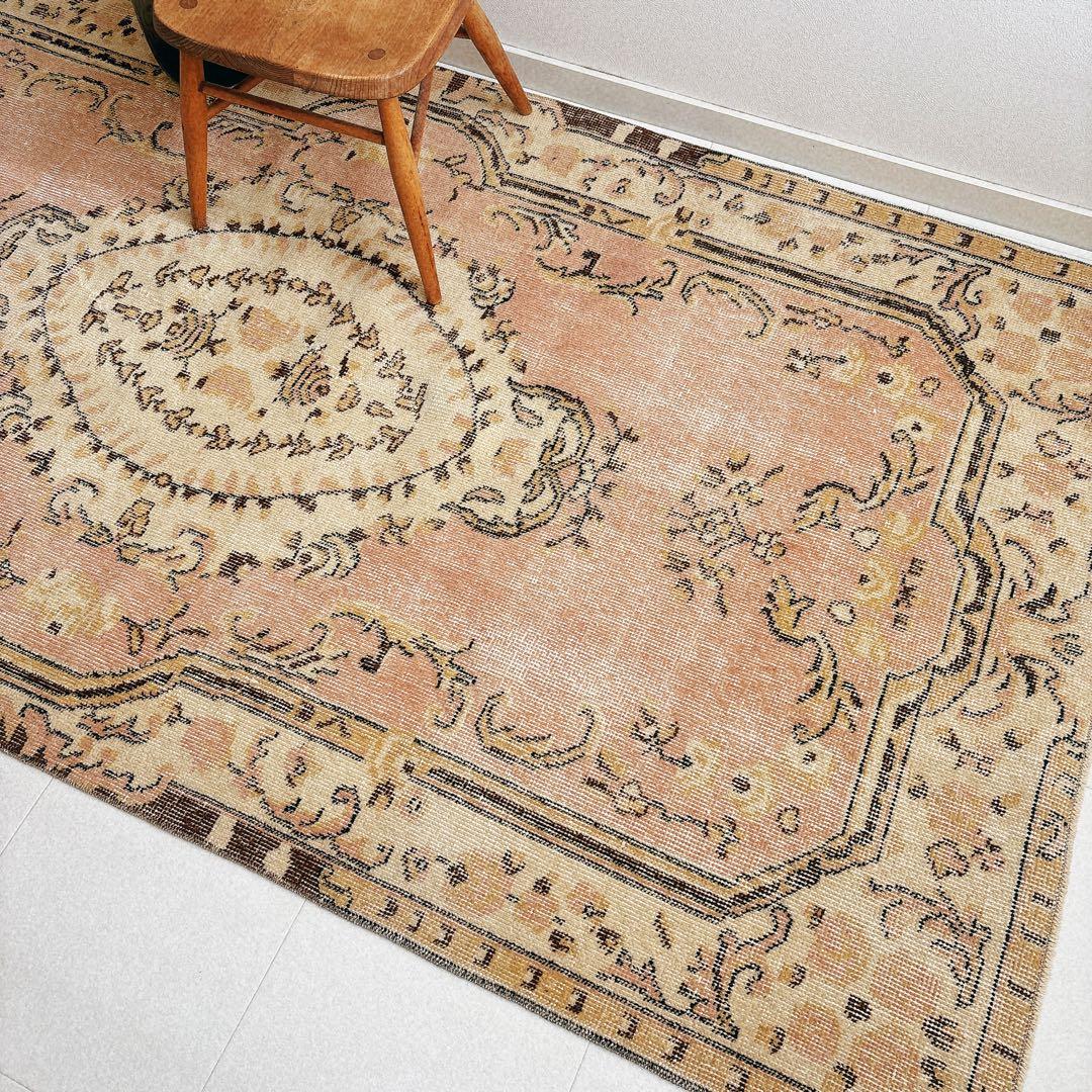 トルコ　ヴィンテージ ラグ　ピンク　ベージュ　ブラウン