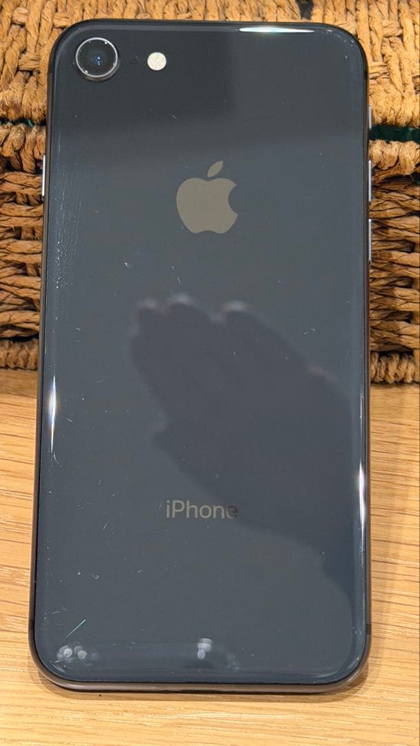 Apple iPhone 8 256GB SIMフリー 箱、アダプタ、ケーブル付