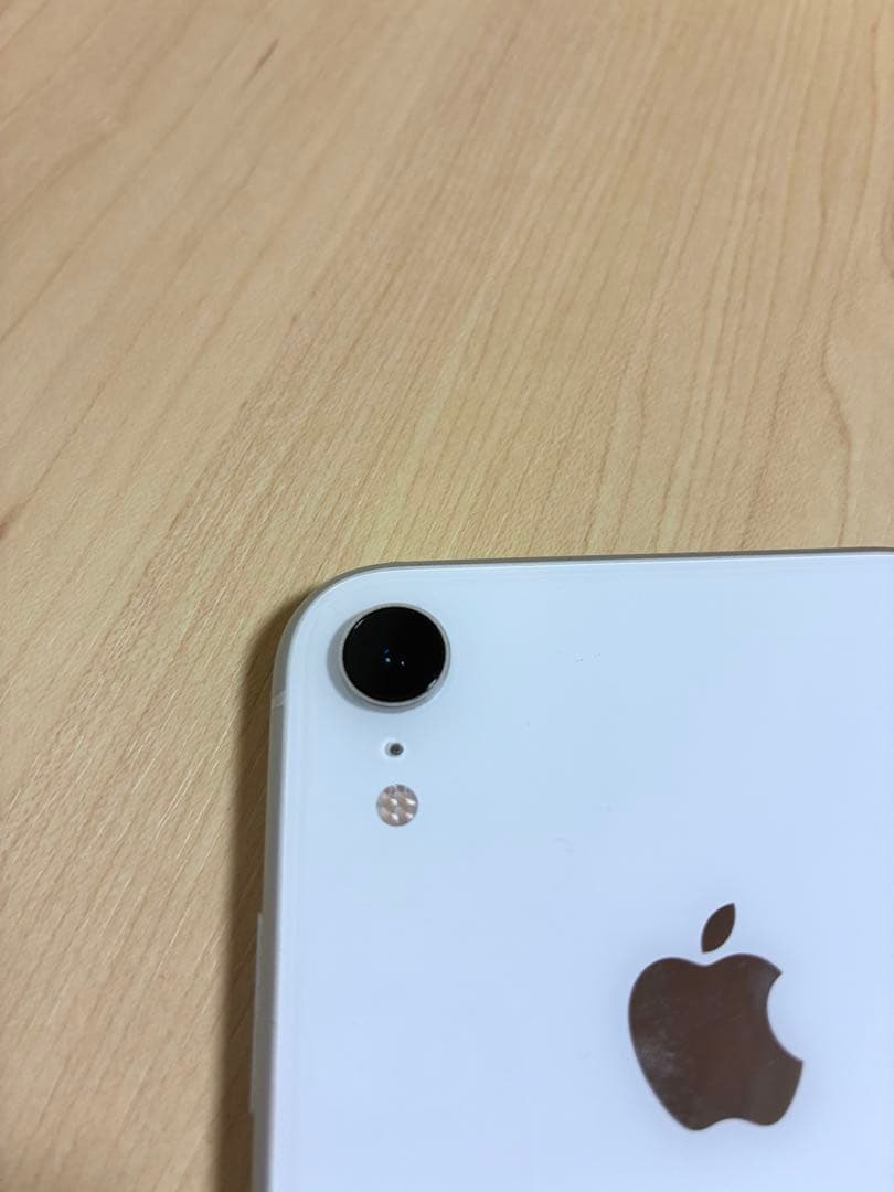 Apple iPhone XR ホワイト 64GB 本体 ケースおまけ付き