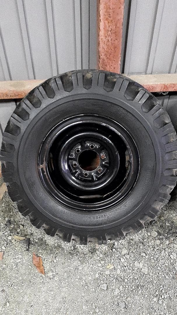 希少　鉄チン　リングホイール　ゲタタイヤ付き　ランドクルーザー70