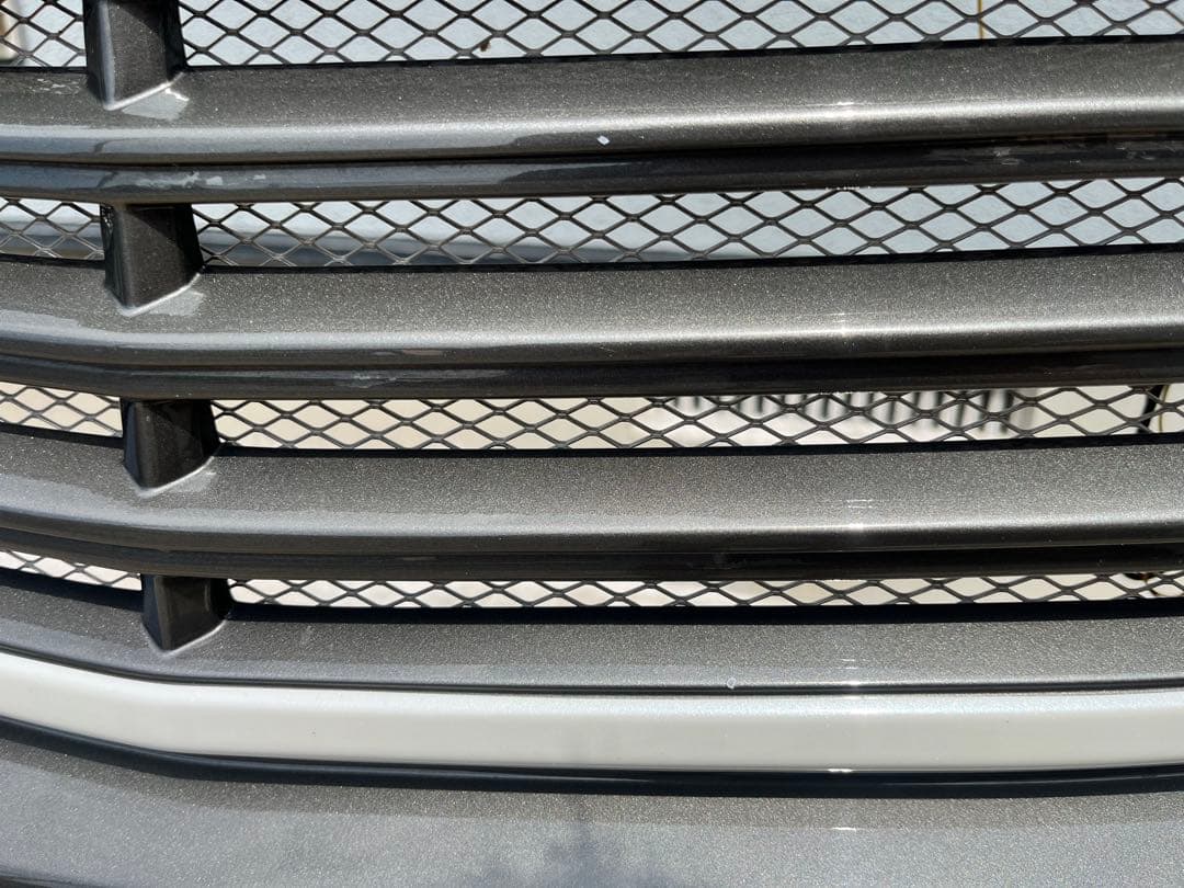 シルクブレイズ　フロントバンパー ヴォクシー80系りっぷとん