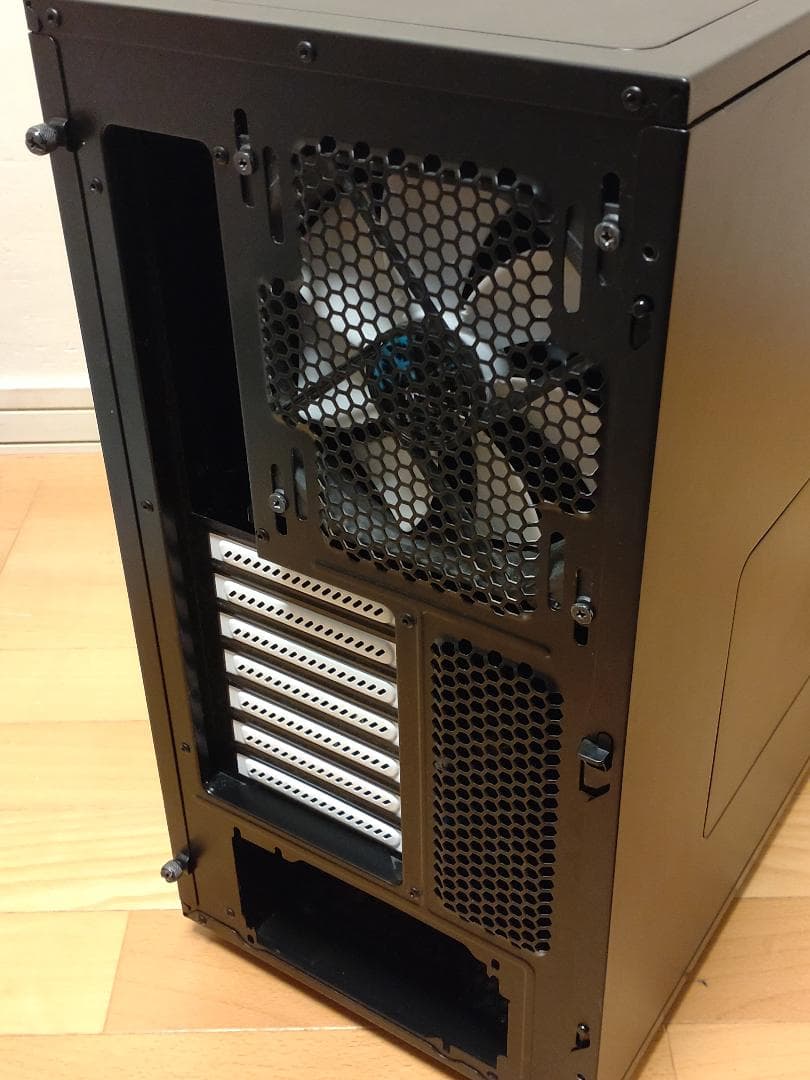 Fractal Design Define R5｜ミドルタワーPCケース