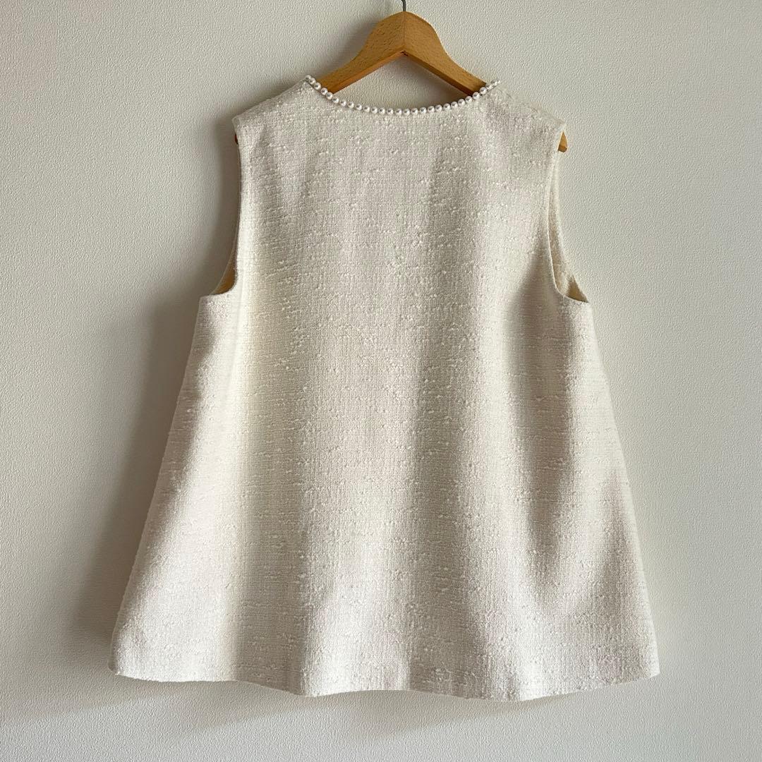 Vネックパール付ツイードベスト m.i.d エムアイディ　Mプルミエブラック