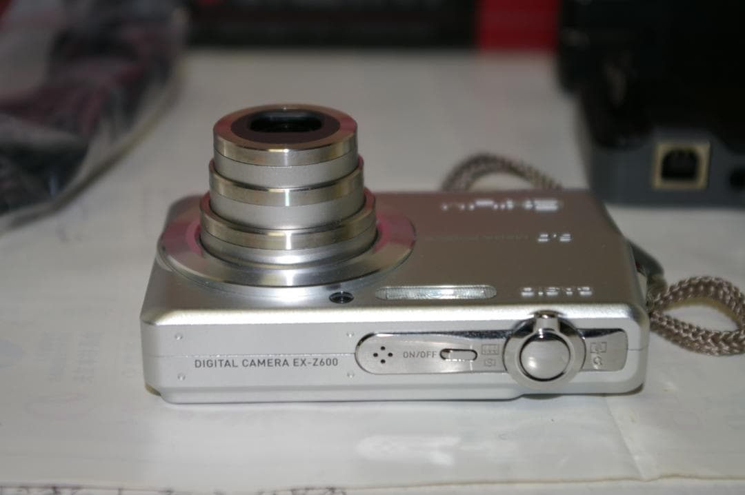 【作動確認済みコンデジ】カシオエクシリムＥＸ-Ｚ６００ （管理番号：D９）