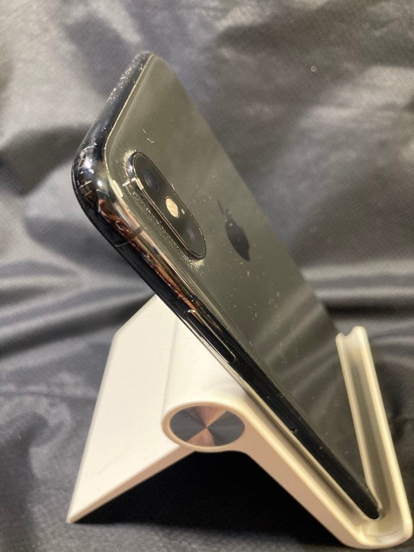 Apple iPhone X 64GB SiMフリー