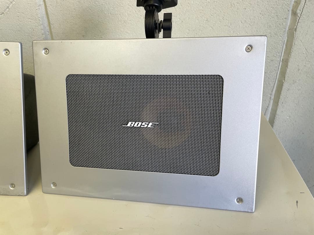 Bose スピーカー 2台 壁掛け用ブラケット付き