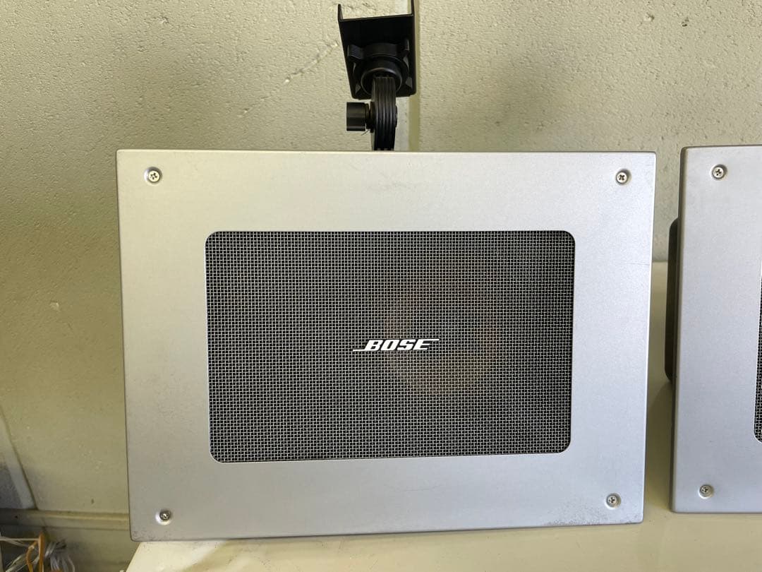 Bose スピーカー 2台 壁掛け用ブラケット付き