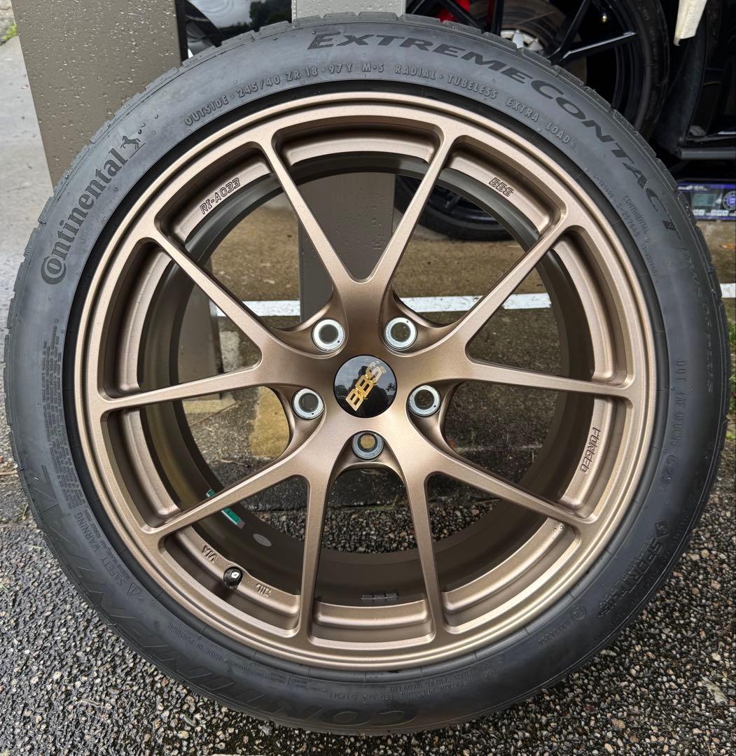 BBS RIA 033 18x8.5 48 5/114.3とコンチネンタルタイヤ