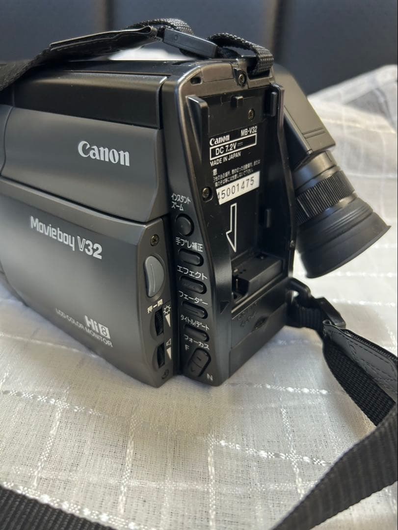 ビデオカメラ Canon 8mm VIDEO CAMERA Movieboy V32