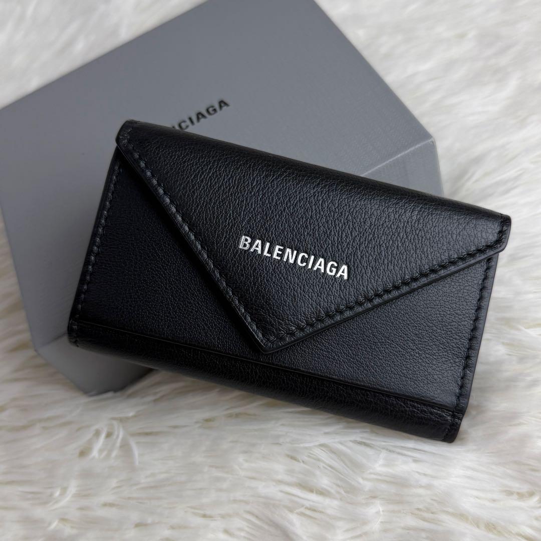 美品♡保存袋♡箱付♡BALENCIAGA バレンシアガ 6連キーケース リング