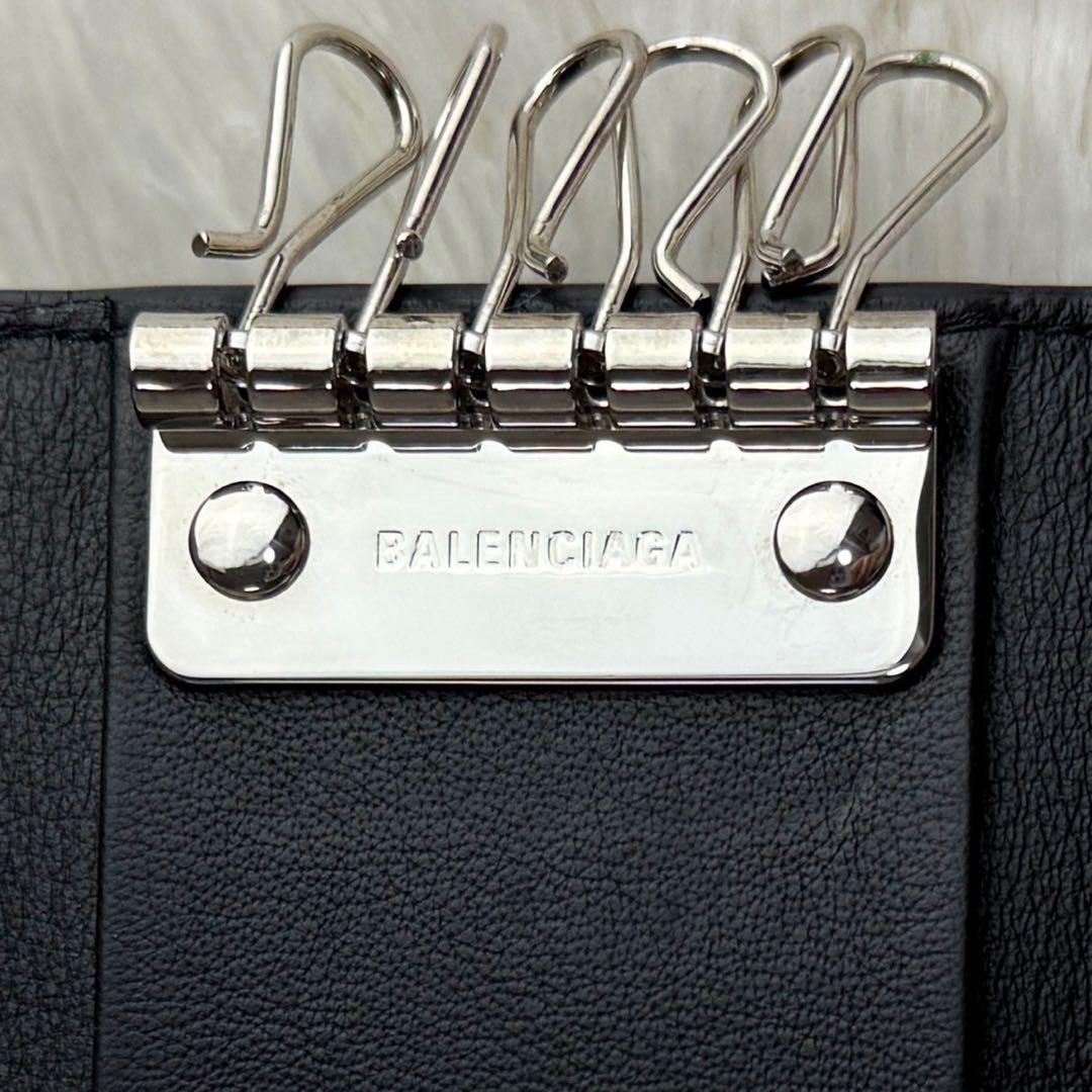 美品♡保存袋♡箱付♡BALENCIAGA バレンシアガ 6連キーケース リング