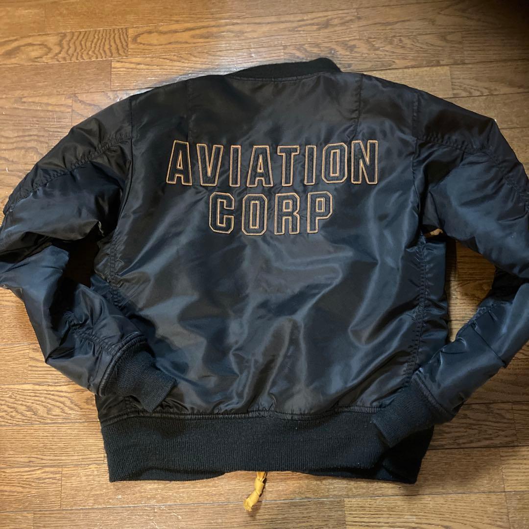 アヴィレックス　ワッペンフルカスタム　MA-1 バックロゴ　Mサイズ　黒