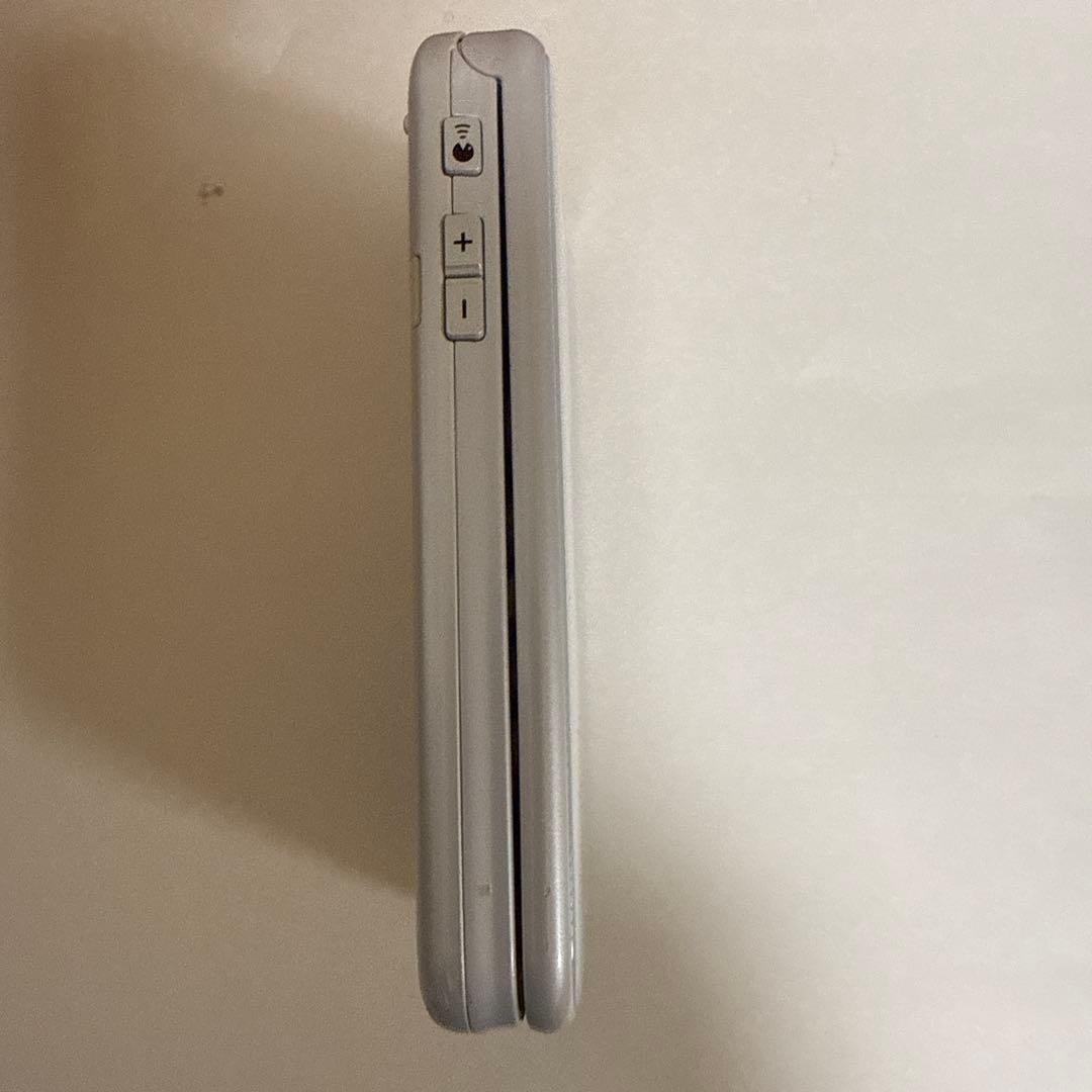 携帯電話本体 docomo F-01M