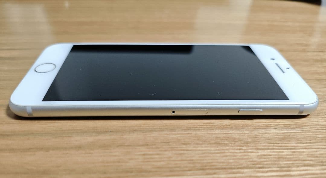 【動作確認済・状態良】Apple iPhone8 256GB シルバー 本体のみ