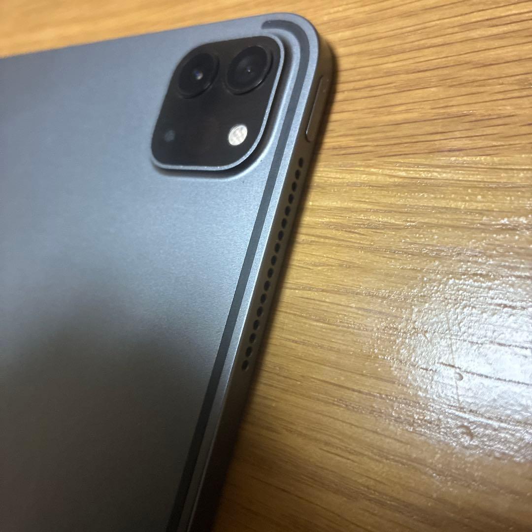 美品 iPad Pro 12.9インチ 第4世代 スペースグレー 256GB