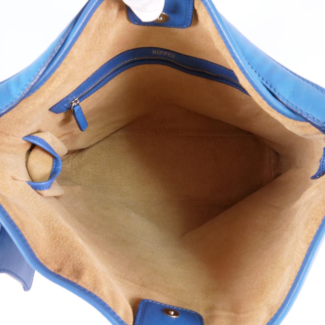 美品✨ ヒロフ レザーワンショルダーバッグ ブルー ロゴ刻印 チャーム付