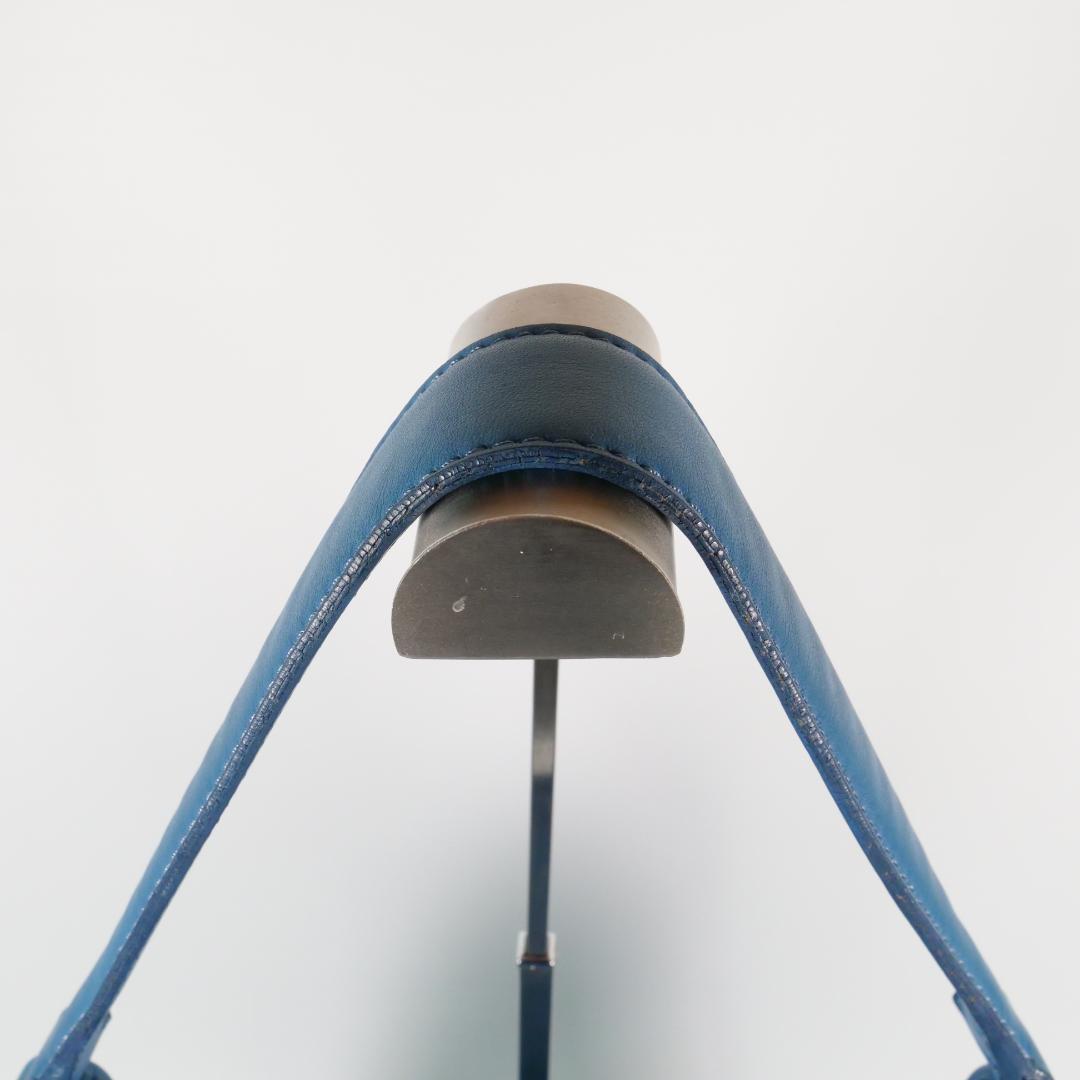 美品✨ ヒロフ レザーワンショルダーバッグ ブルー ロゴ刻印 チャーム付