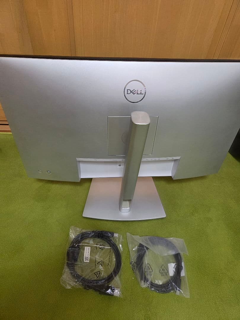 H*i様 Dell U2723QX 27インチ 4K モニター