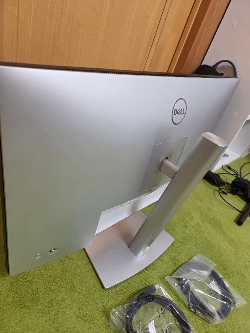 H*i様 Dell U2723QX 27インチ 4K モニター