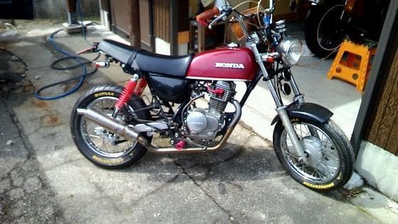 新品　エイプ50　100 ツインサスアダプター 塗装込み　ＫＢＣ製 Ｗサス