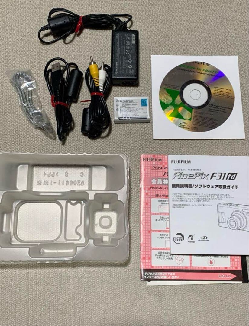 伝説の名機FINEPIX F31fd奇跡の超美品早い者勝ち（入手困難品）