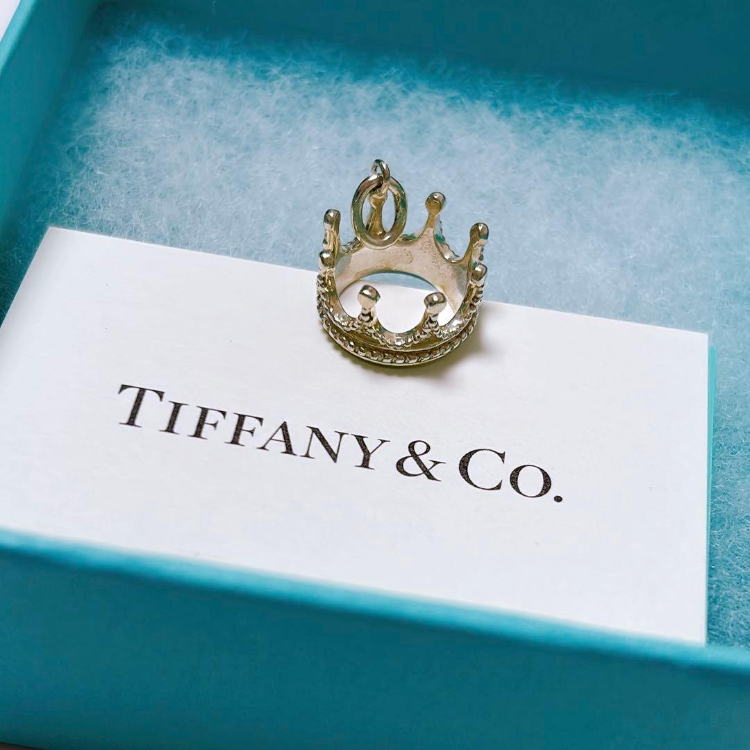 Tiffany & Co. クラウンチャームネックレス