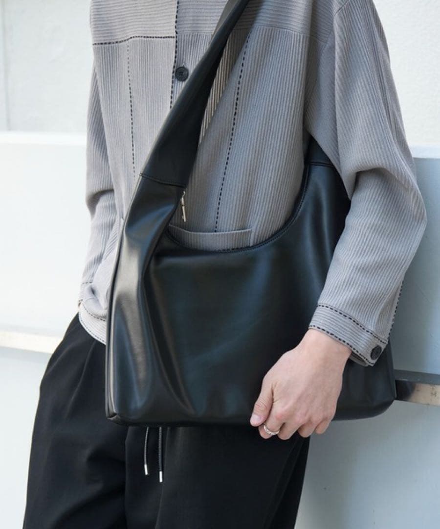 バッグ Studious Oversize leather shoulder bag