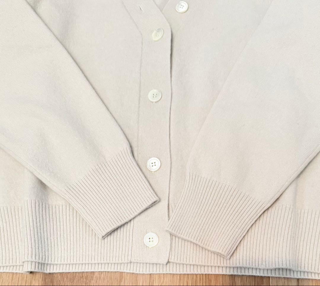 美品 ebure ハイゲージ カシミヤ カーディガン ホワイト 56,100円