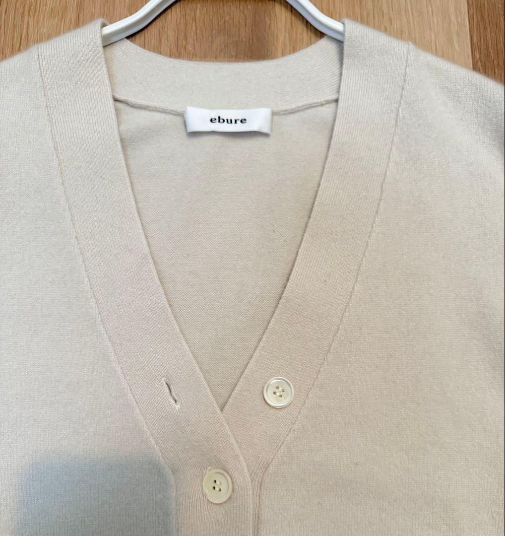 美品 ebure ハイゲージ カシミヤ カーディガン ホワイト 56,100円