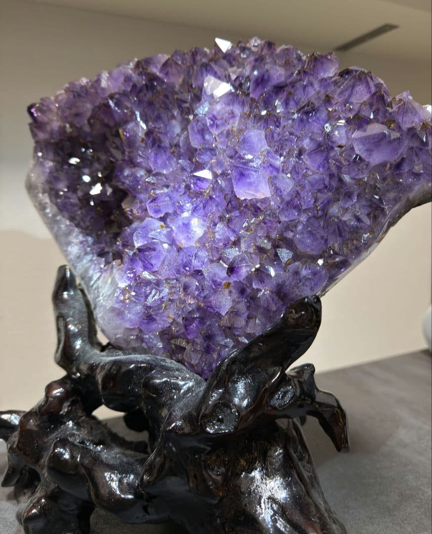 ​✨超特大・金運爆上げ✨【台座付】タイチンルチル アメジストクラスター 原石