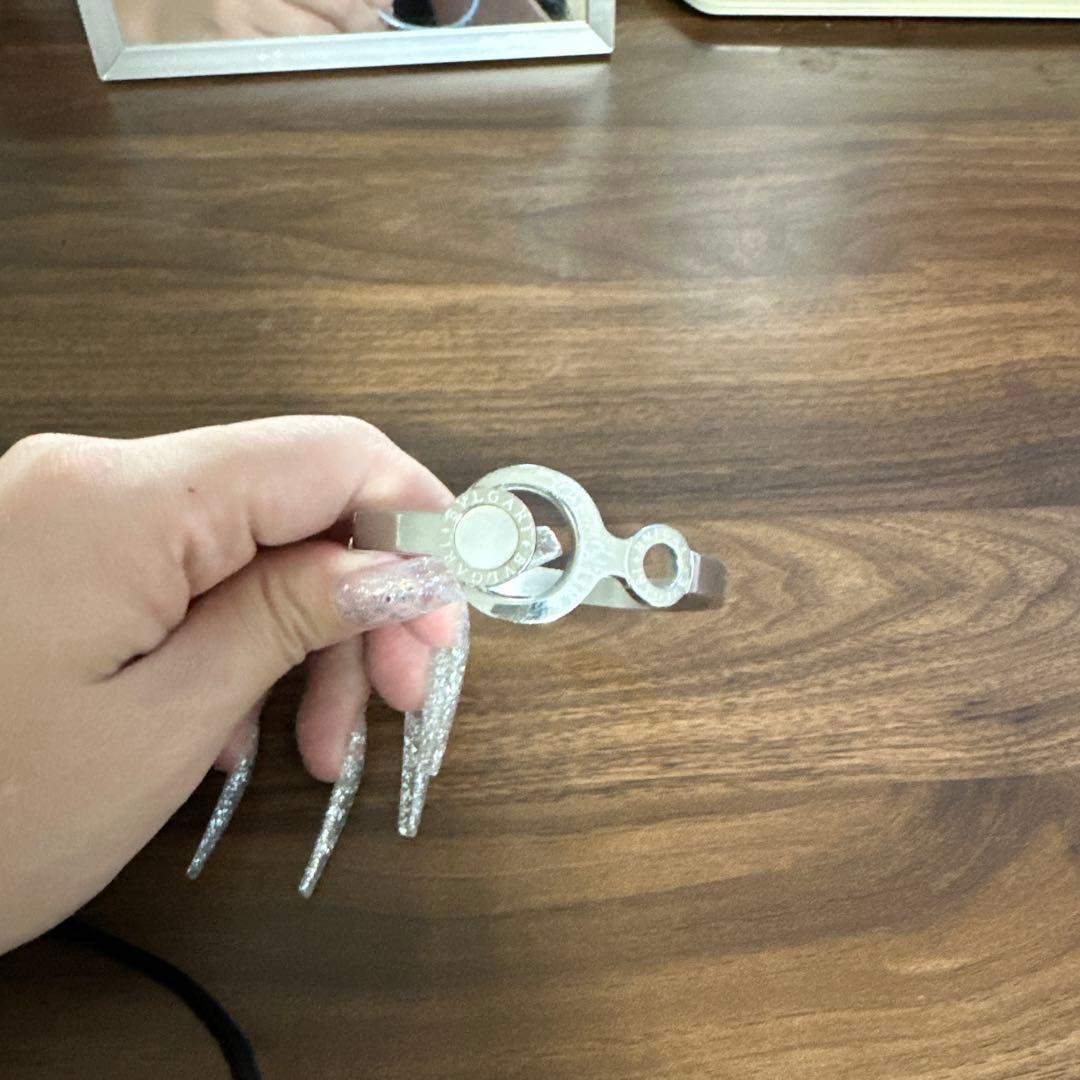 ブルガリ　バングル　ブレスレット