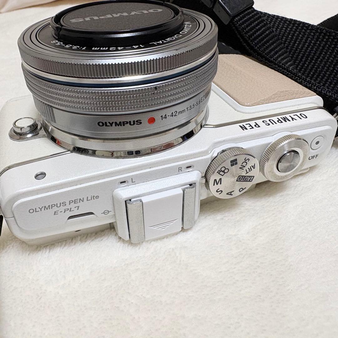 OLYMPUS PEN E-PL7 ホワイト
