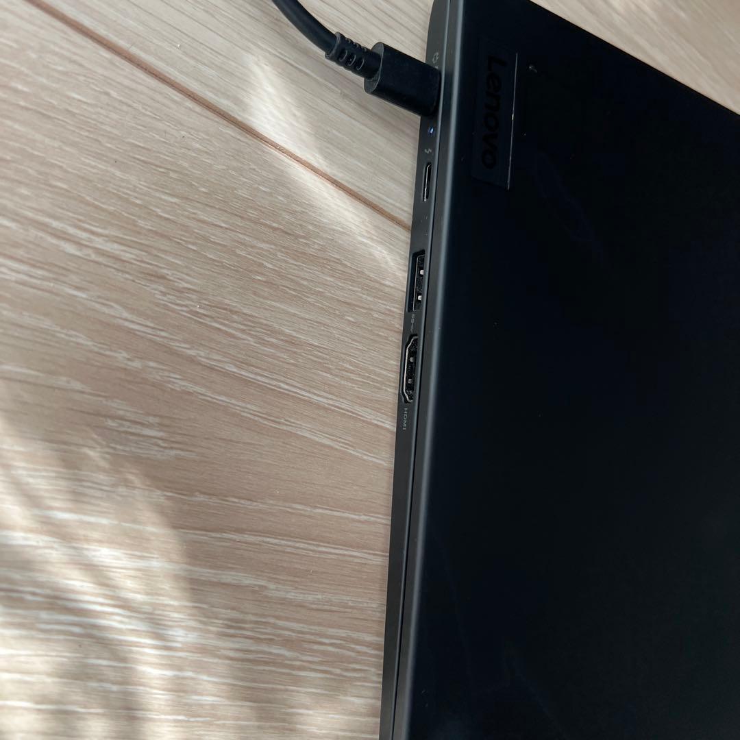 【キーボード不良】ThinkPad X1 Carbon Gen9 i7