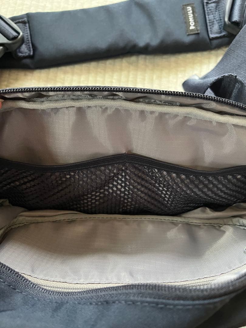 POMULU ヒップシート　ネイビー